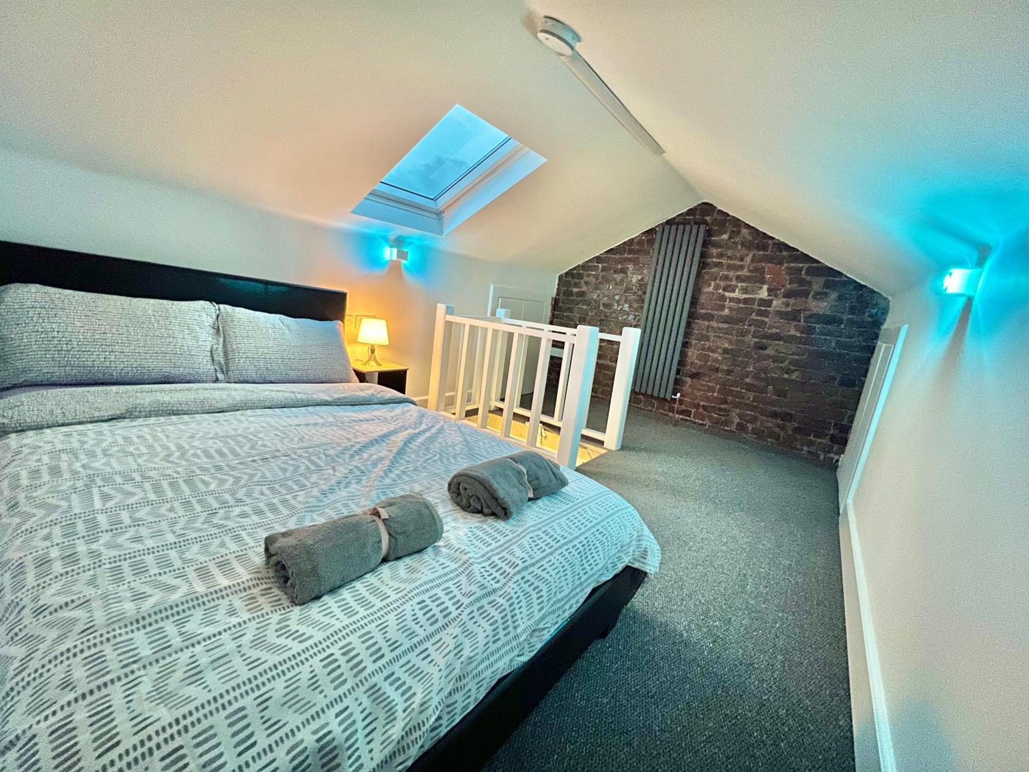 Lux 2 Bed Apartment Mancity Stadium, Coop Arena, Picadilly Manchester Esterno foto